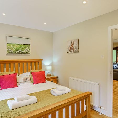 Bluebell Lodge 4 With Hot Tub Newton Stewart Buitenkant foto