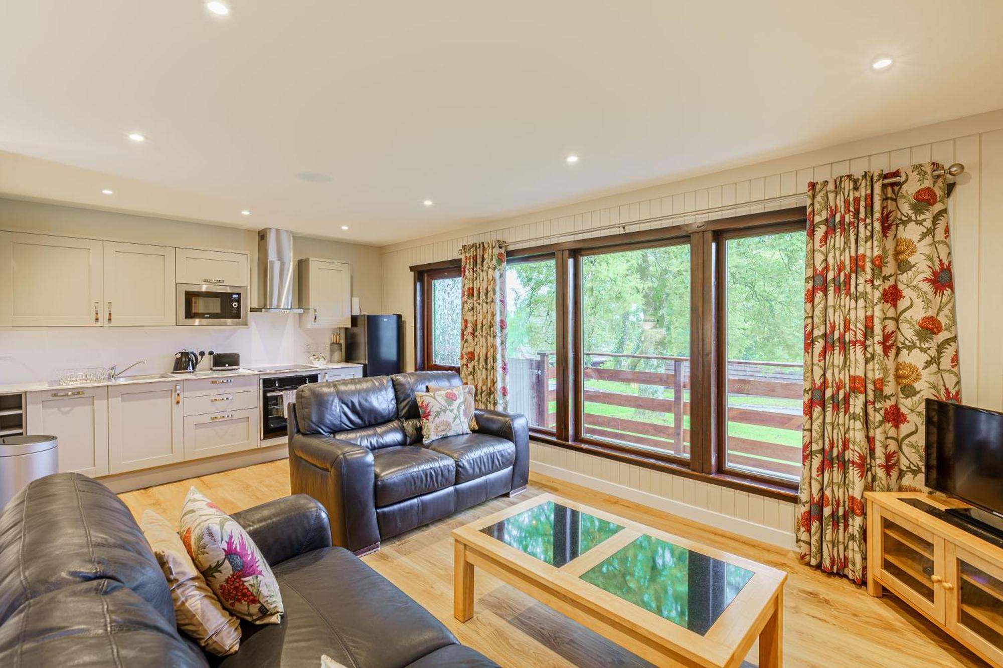 Bluebell Lodge 4 With Hot Tub Newton Stewart Buitenkant foto